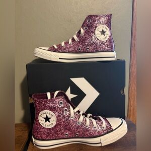 Converse Shimmering Purple High-Tops chuck taylor all star women’s pink sparkle